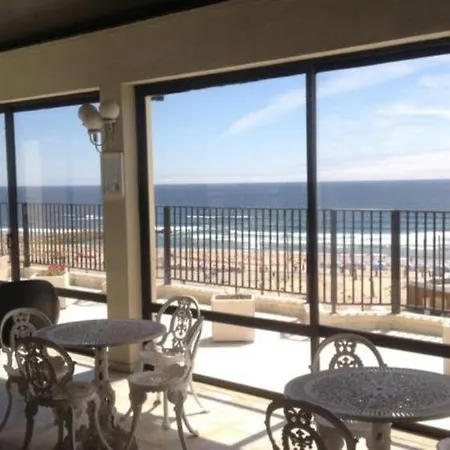 Costa Terrace *